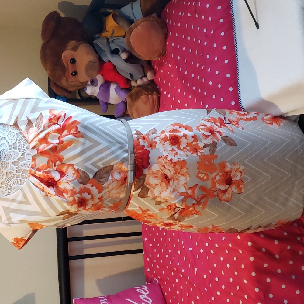 Women's beige and orange fitted dress